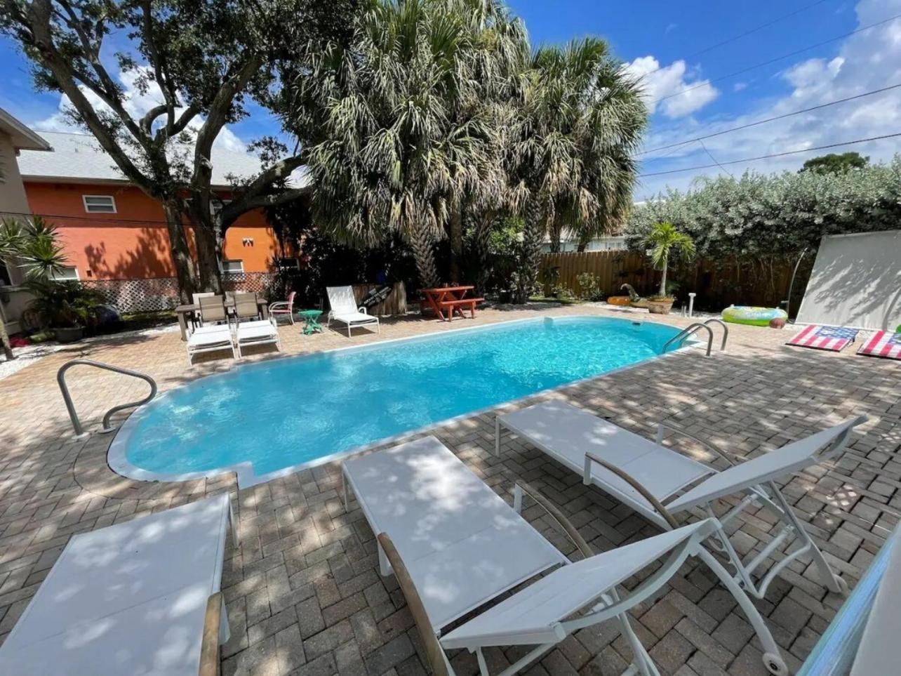 Beachside Getaway West Clearwater Beach